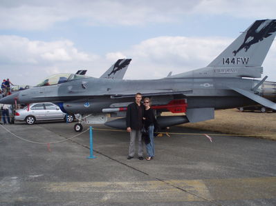 F-16 +2
