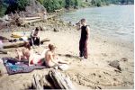 2001-06-16-beach_bunch.jpg